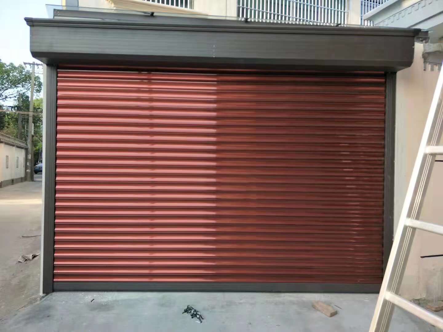 濟南卷簾門噪聲產生的原因是什么？