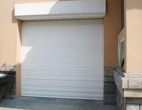 卷簾門的危害有多大，正確選擇卷簾門來防患