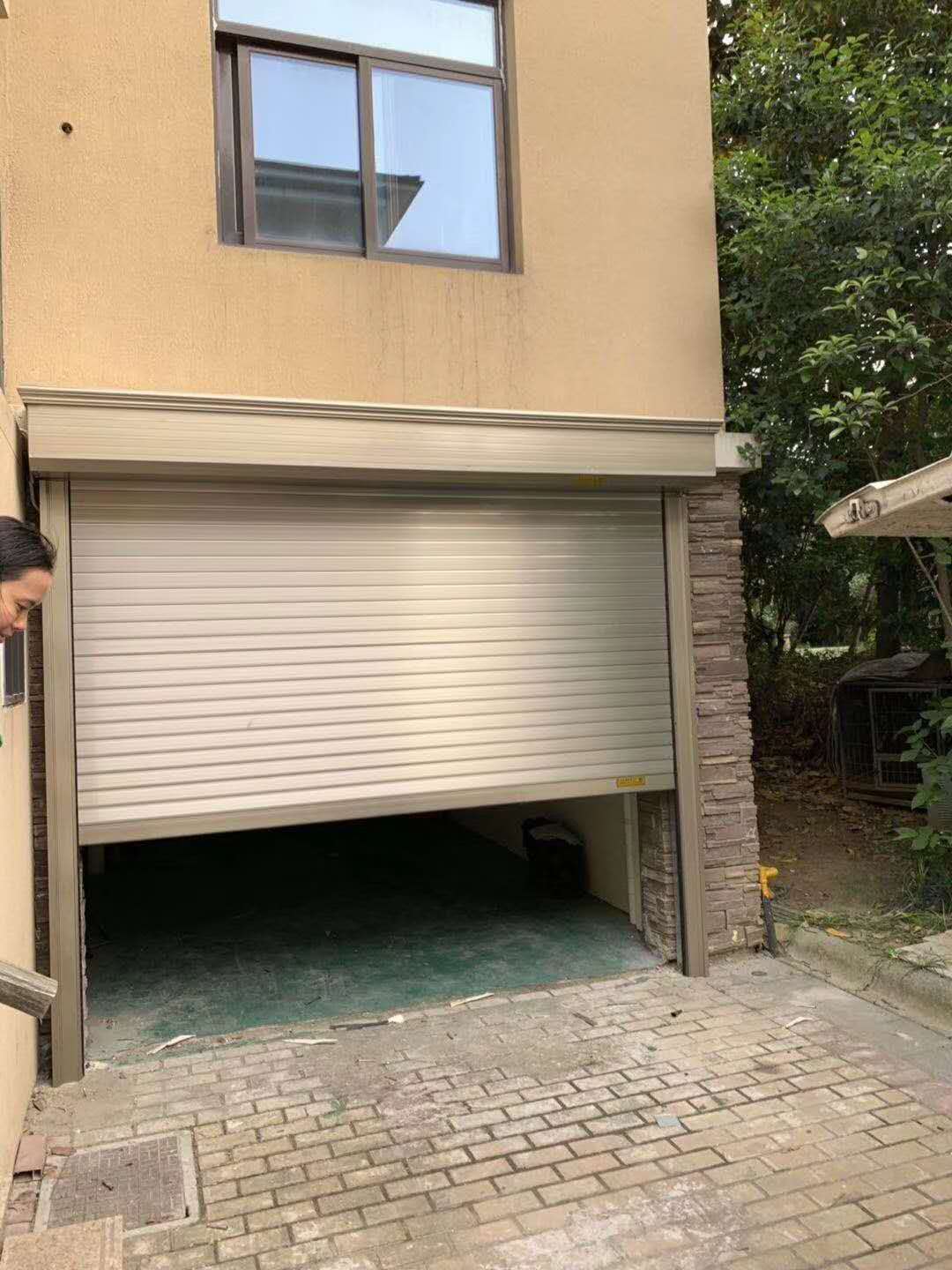 快速工業(yè)卷簾門離不開哪些結構？