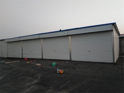 使用電動(dòng)車庫(kù)門尤其關(guān)注的4件事情